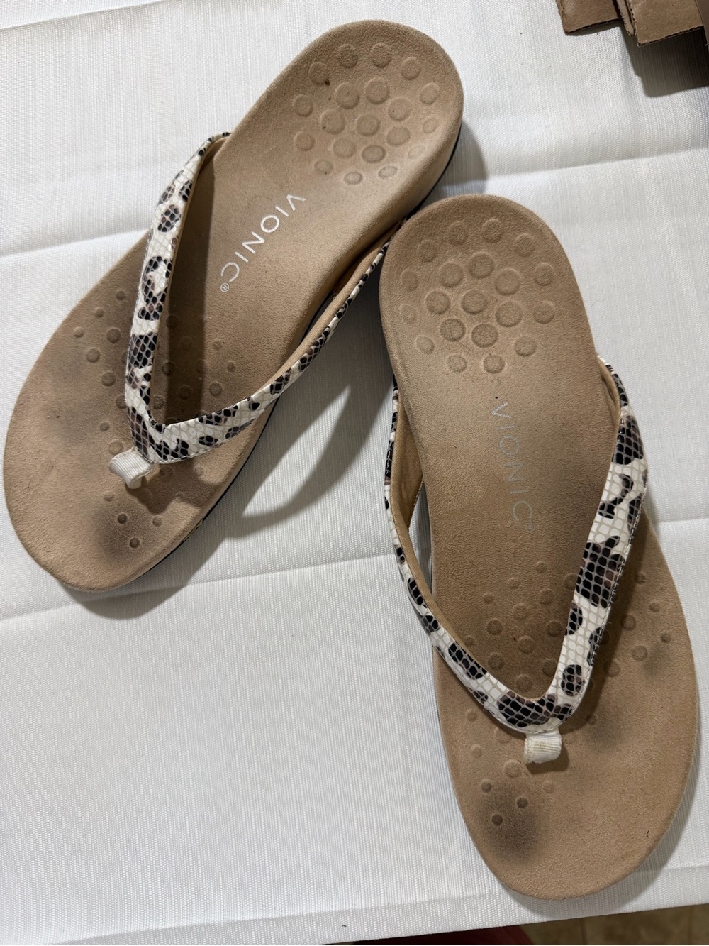 Vionic Beige Snake-Print Thong Sandals